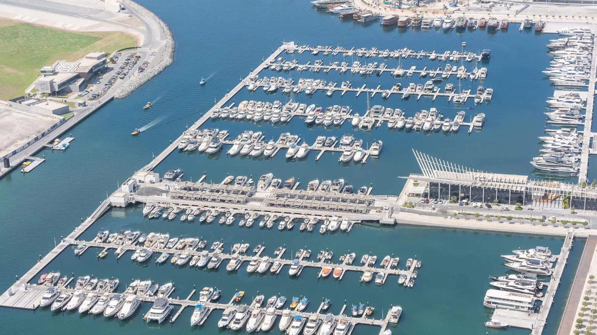Luxurious 2-Bedrooms Apartment At Princess Tower With Stunning Marina Views! Dubai