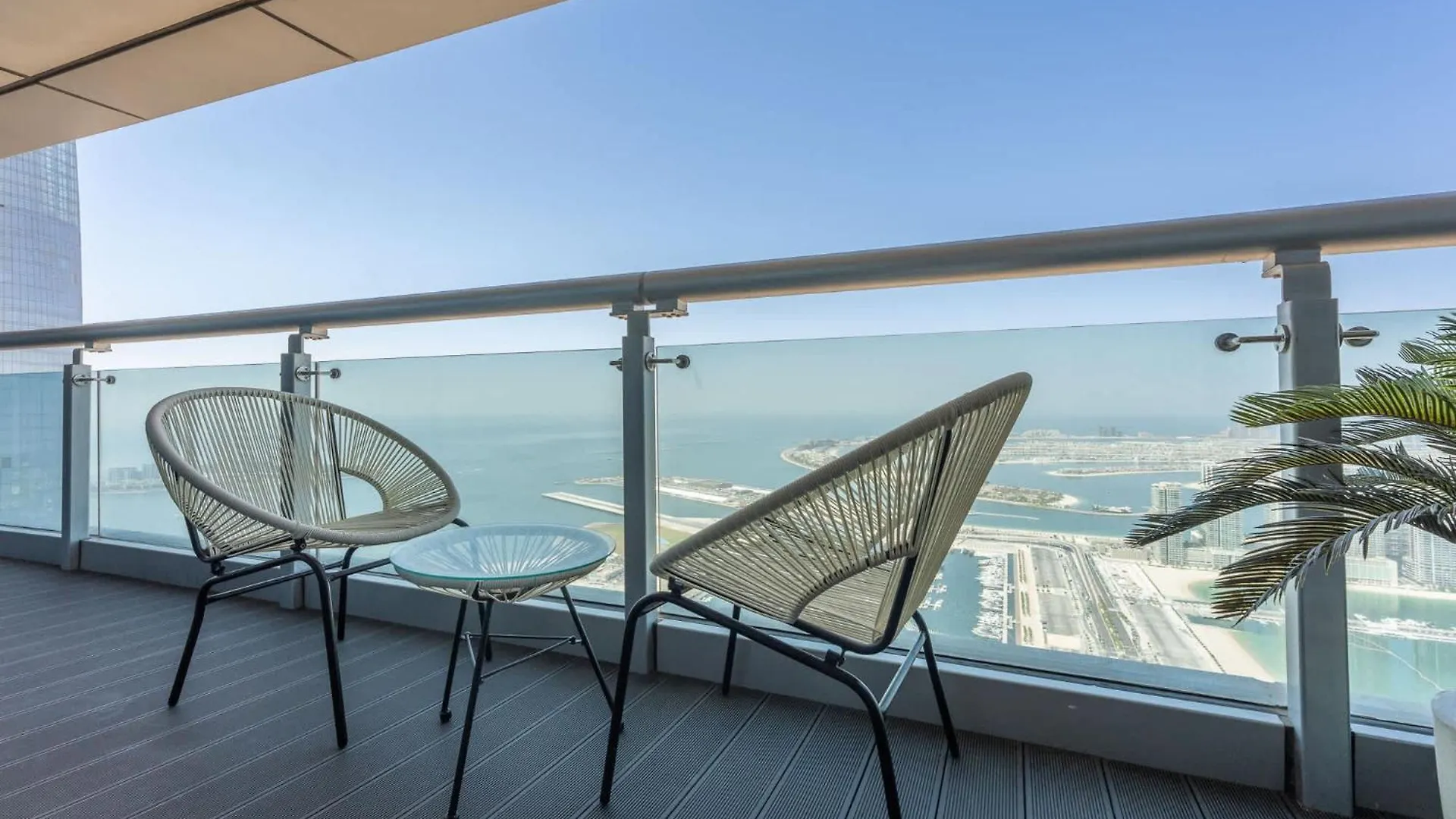 Luxurious 2-Bedrooms Apartment At Princess Tower With Stunning Marina Views! Dubai