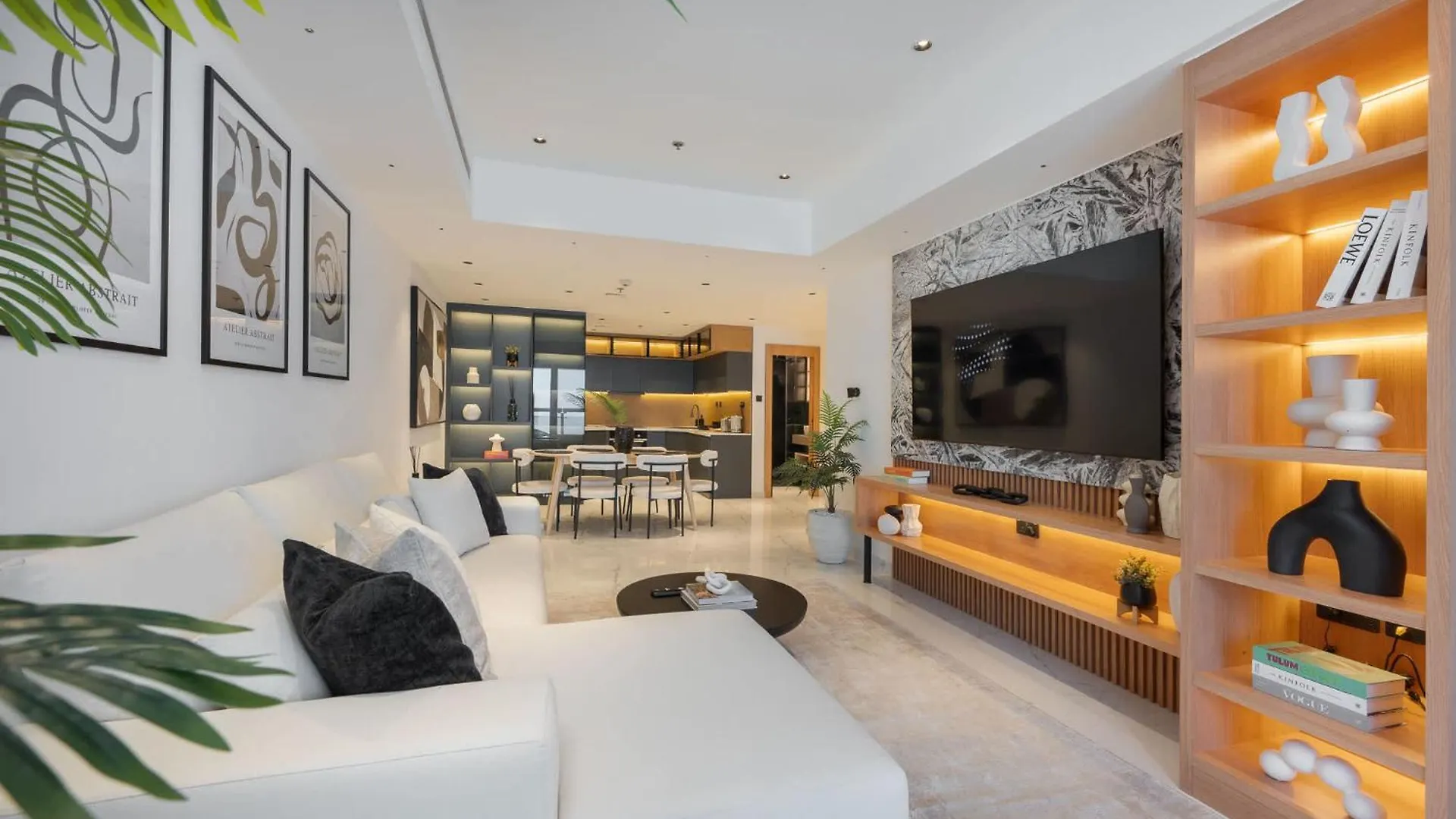 Luxurious 2-Bedrooms Apartment At Princess Tower With Stunning Marina Views! Dubai